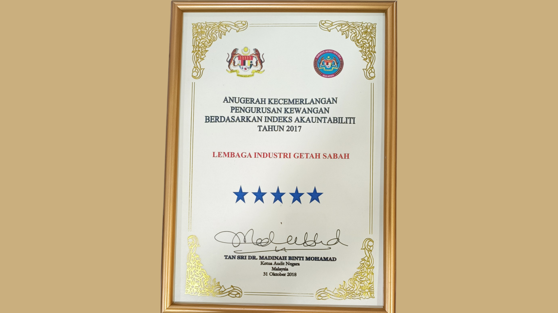 ANUGERAH KECEMERLANGAN